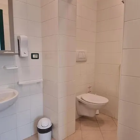 Hostel Giovane Europa Di