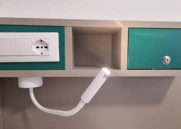 Giovane Europa Di * トレント