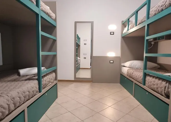 Hostel Giovane Europa Di